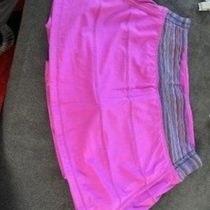 Lululemon Pace Setter, Size 6 regular
